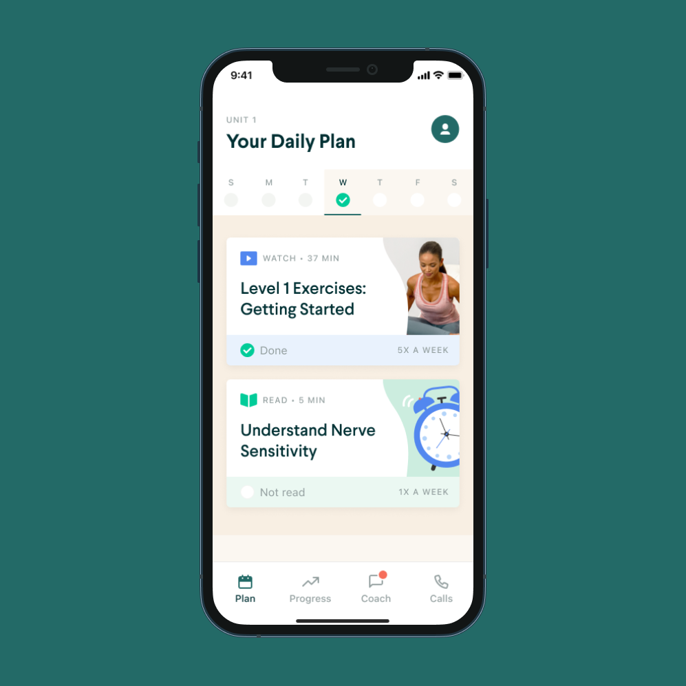 Fern Health mobile app showing Your Daily Plan interface with weekly calendar, Level 1 exercises, and educational content for chronic pain management
